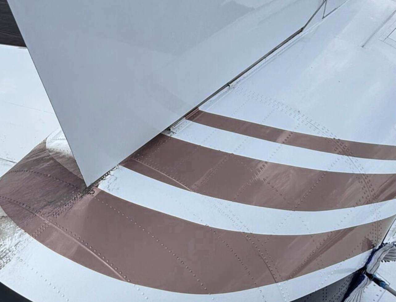 Aircraft dry washing and surface detailing work